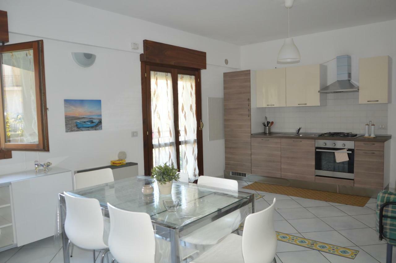 Appartement Casa Vacanze Le Palme à Noto Extérieur photo